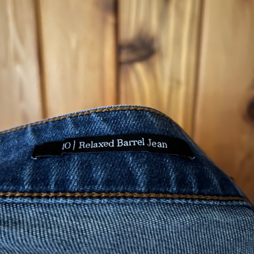 Talbots Jeans Relaxed Barrel Blue Stretch Denim Size‎ 10 Casual Trendy Basic - Picture 5 of 5
